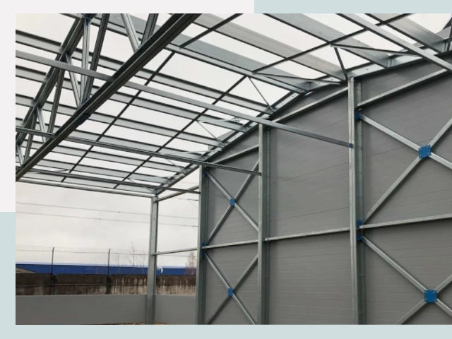 Каркасные ангары от СтальСтрой-Тюм по цене от 612 руб.